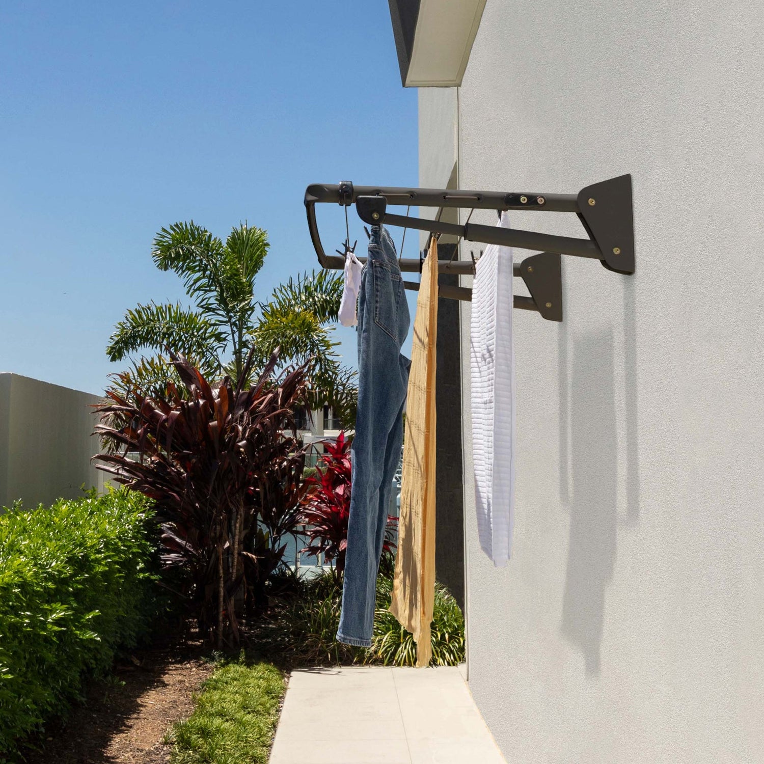 Long Folding Frame Clothesline