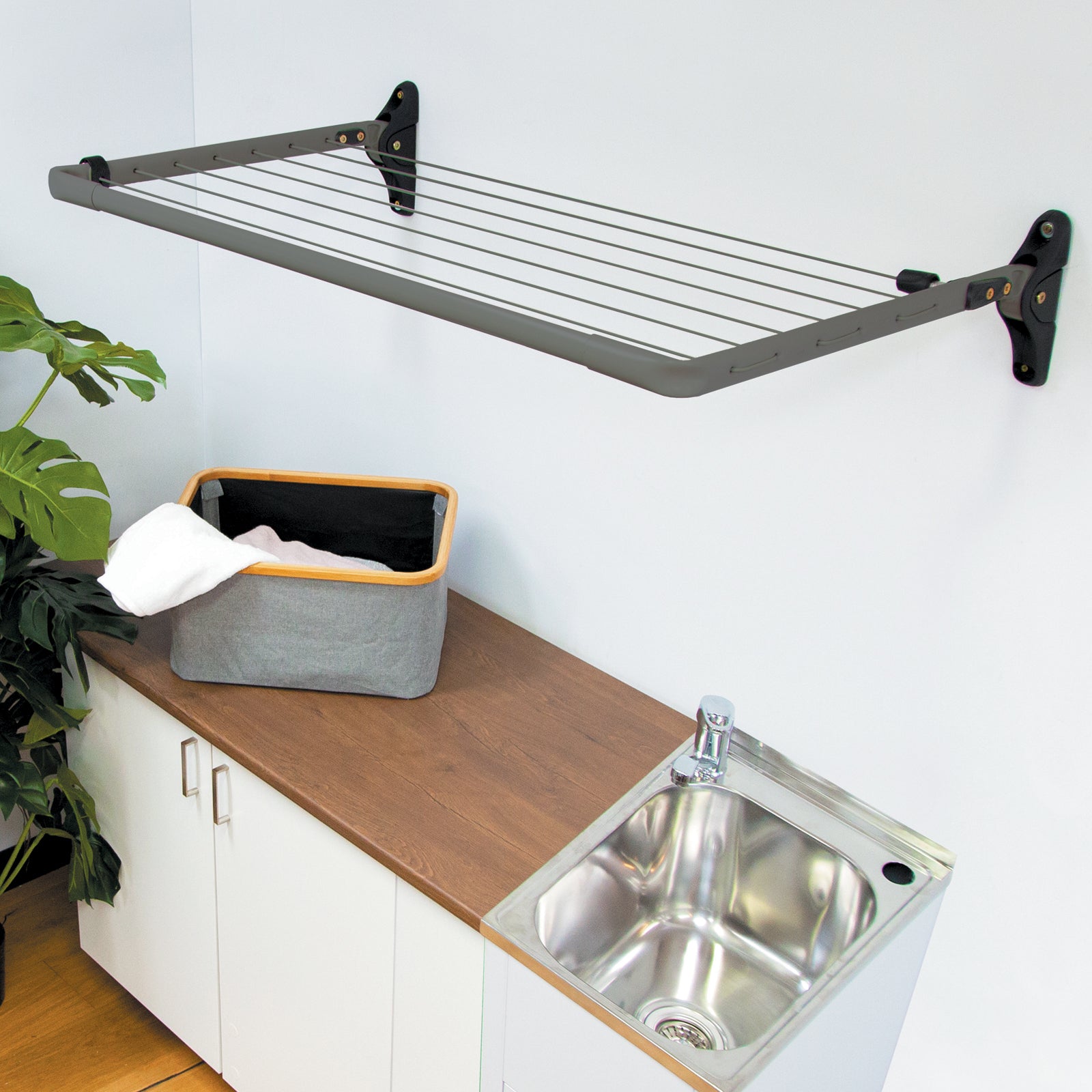 Space-Saving Folding Clotheslines for Any Home | Hills – Hills Home