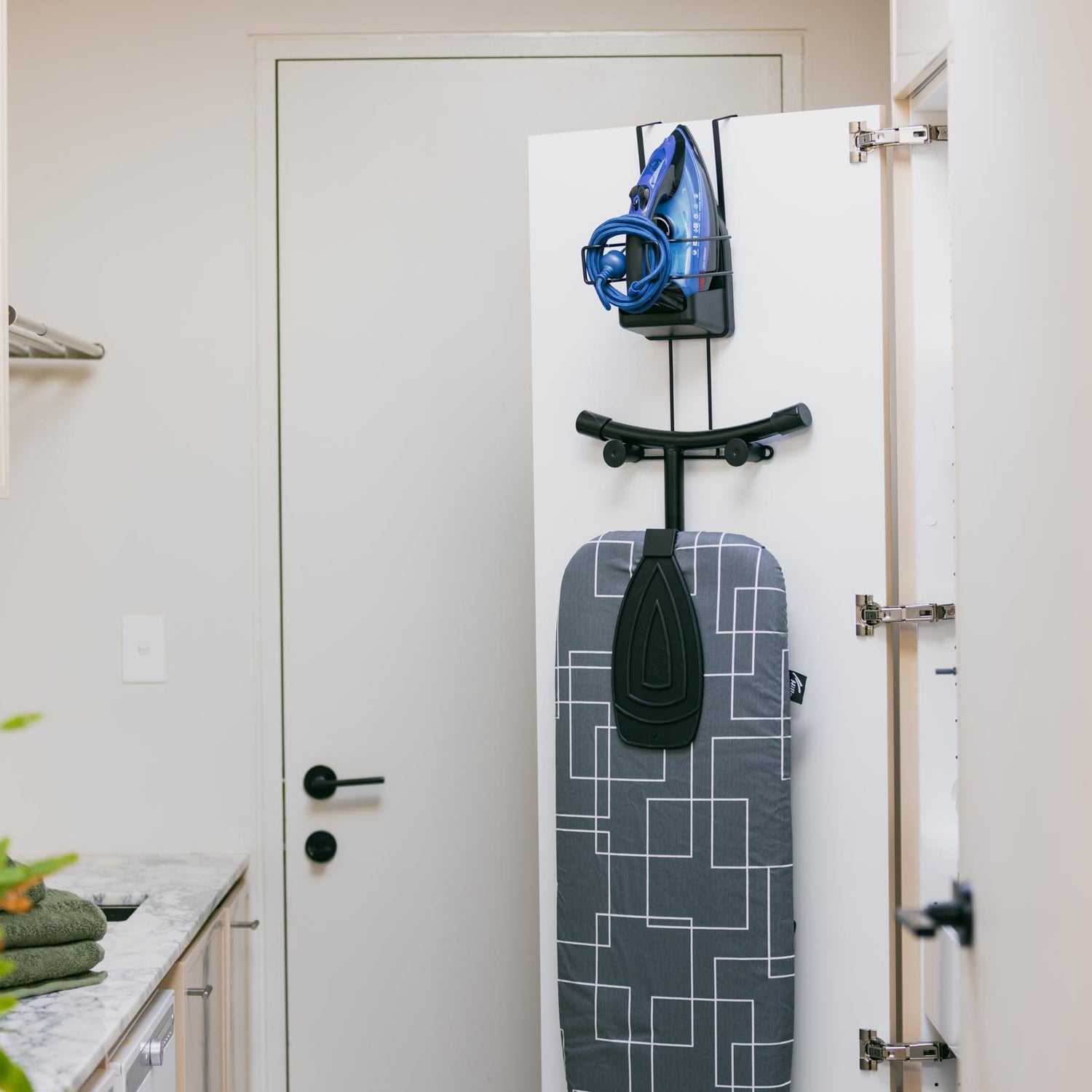 Wall & Door Mounted Iron Caddy